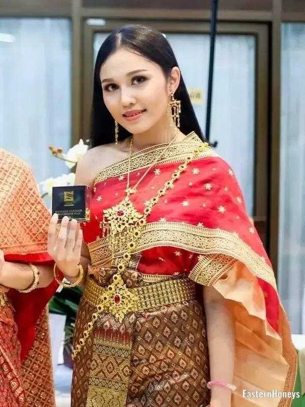 Anne Profile image 4