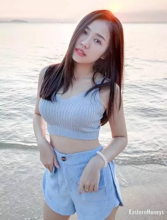 Oksana Profile image 5