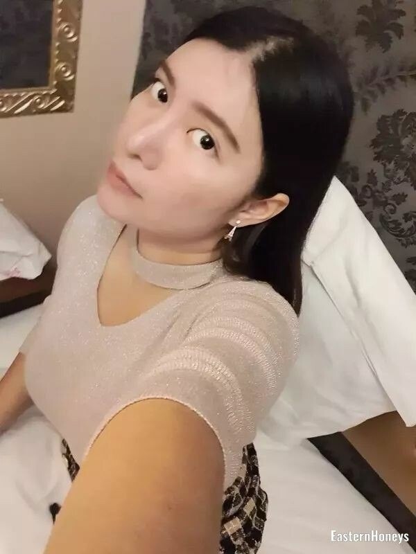 Ling Chen, 32