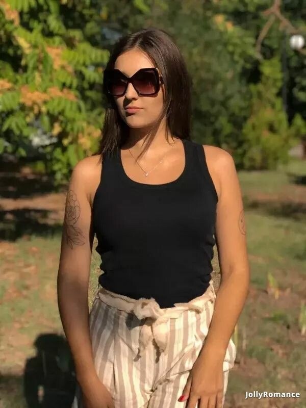 Maria Profile image 5