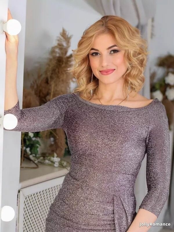 Alika Profile image 1