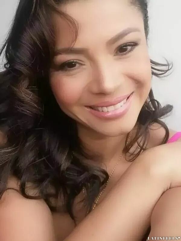 Oksana, 43
