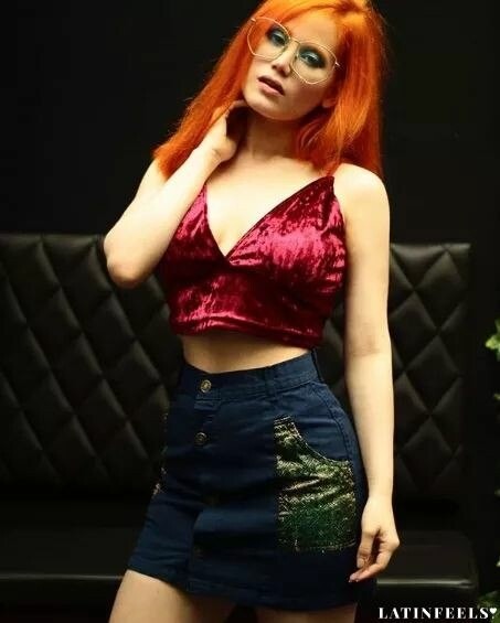 Lady, 27