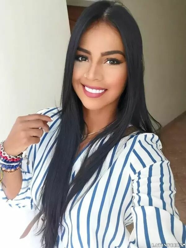 Fernanda Profile image 3