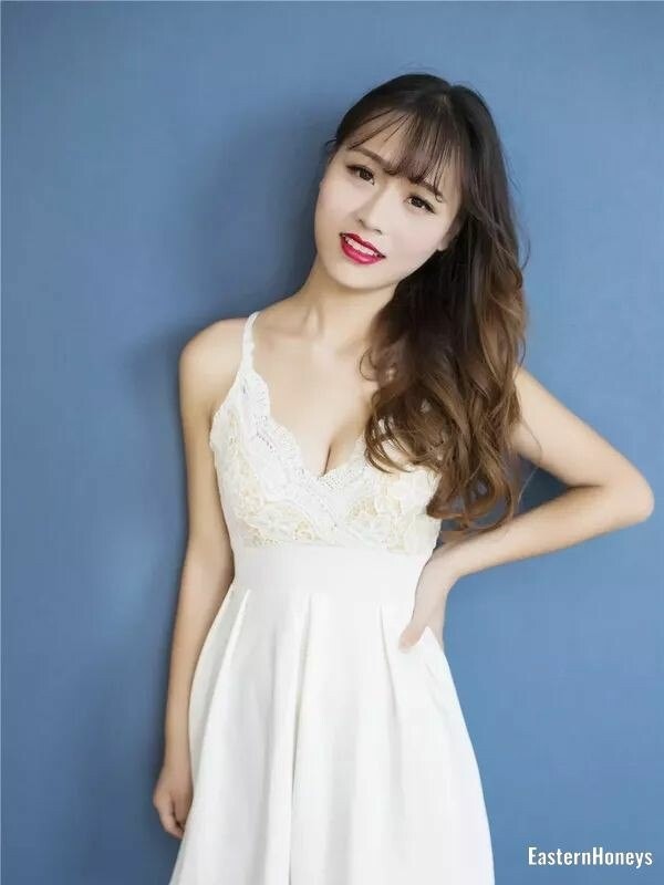 Larisa Profile image 3