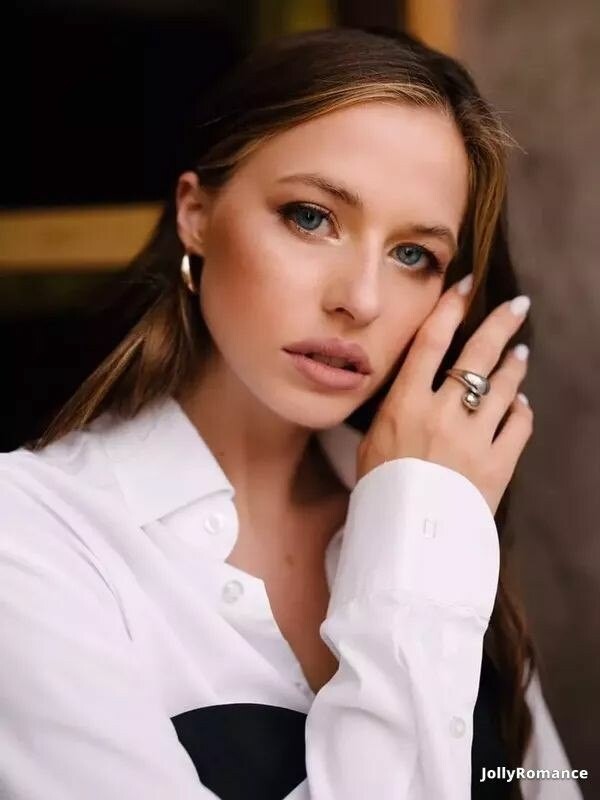 Olga Profile image 5