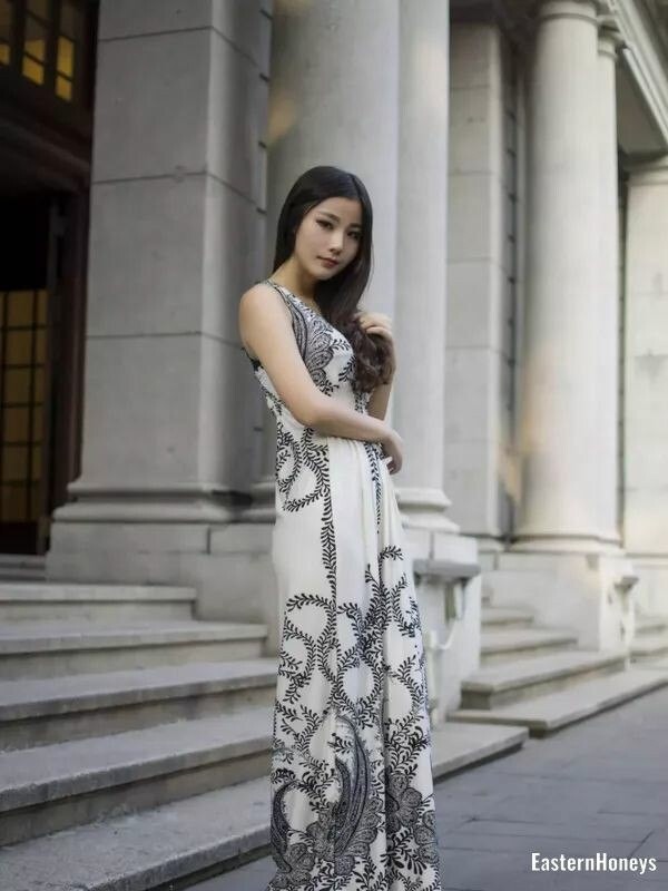 Yana Profile image 3
