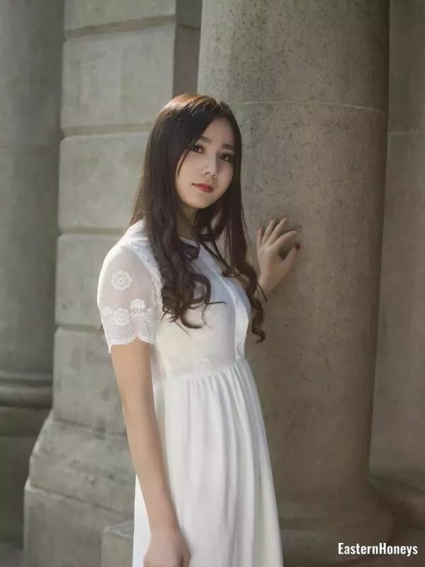 Yana Profile image 5