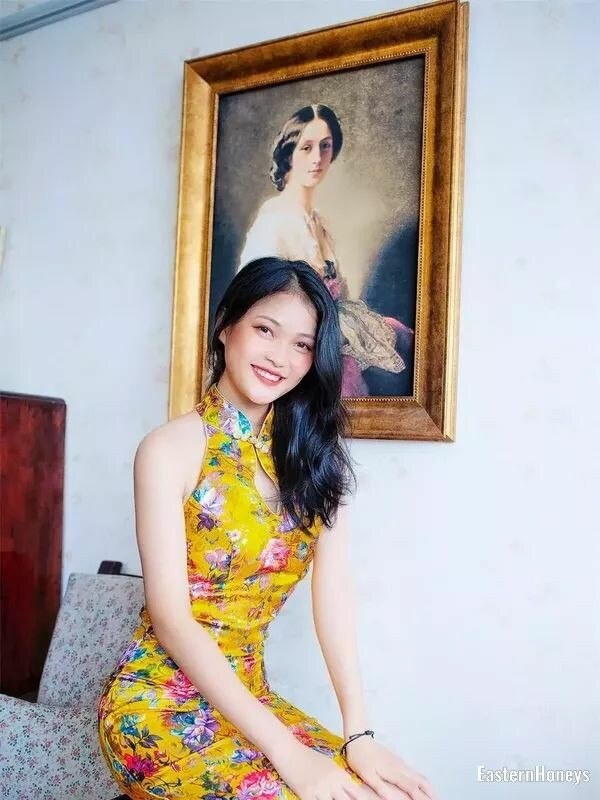 Claire Profile image 3