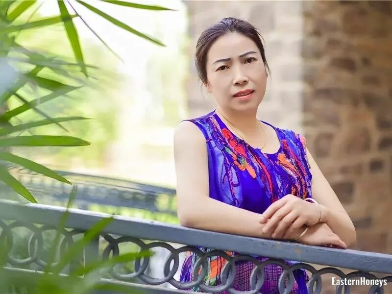 Shi Hong Profile image 5