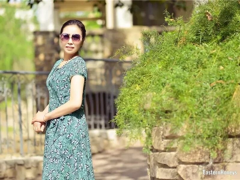 Shi Hong Profile image 1