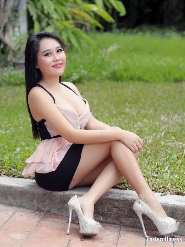 Yanfang Profile image 4