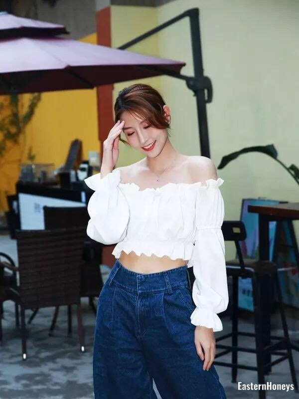 Viktoria Profile image 2