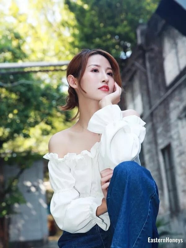 Viktoria Profile image 3