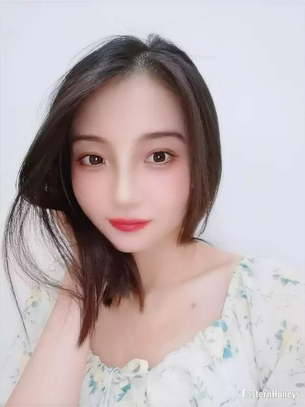 Vladislava Profile image 1