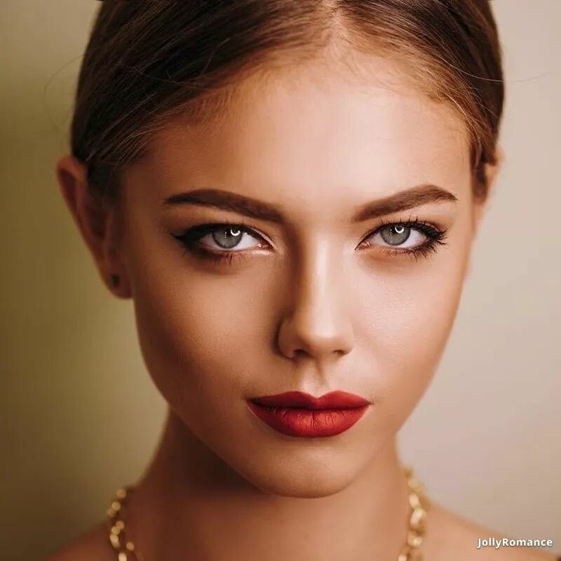 Anna Profile image 3