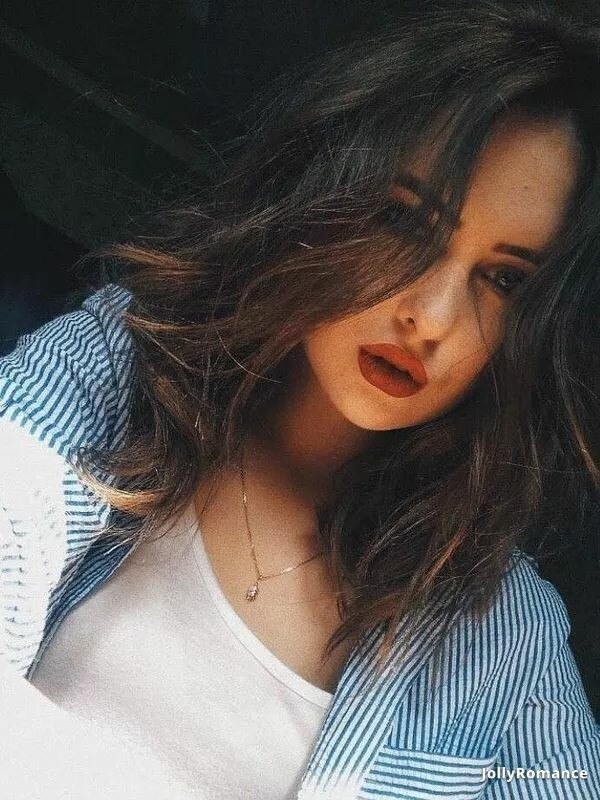 Arina Profile image 5