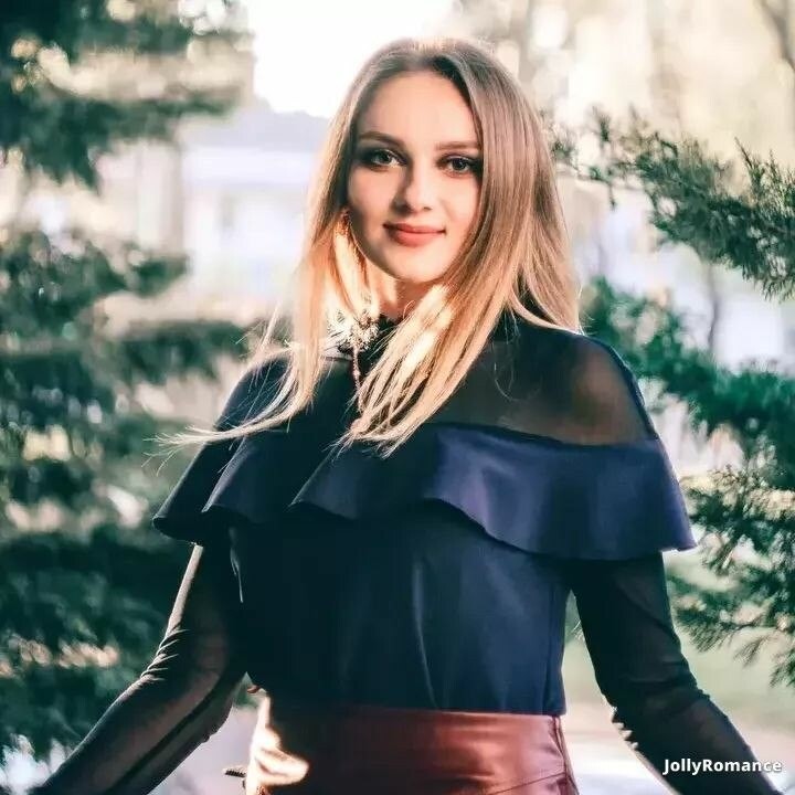 Jenny Profile image 5