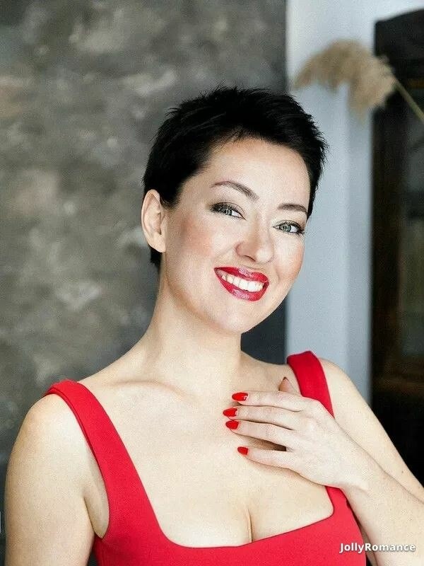 Liliya Profile image 2