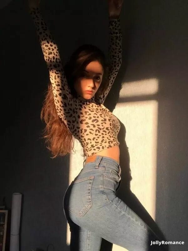 Christina Profile image 3