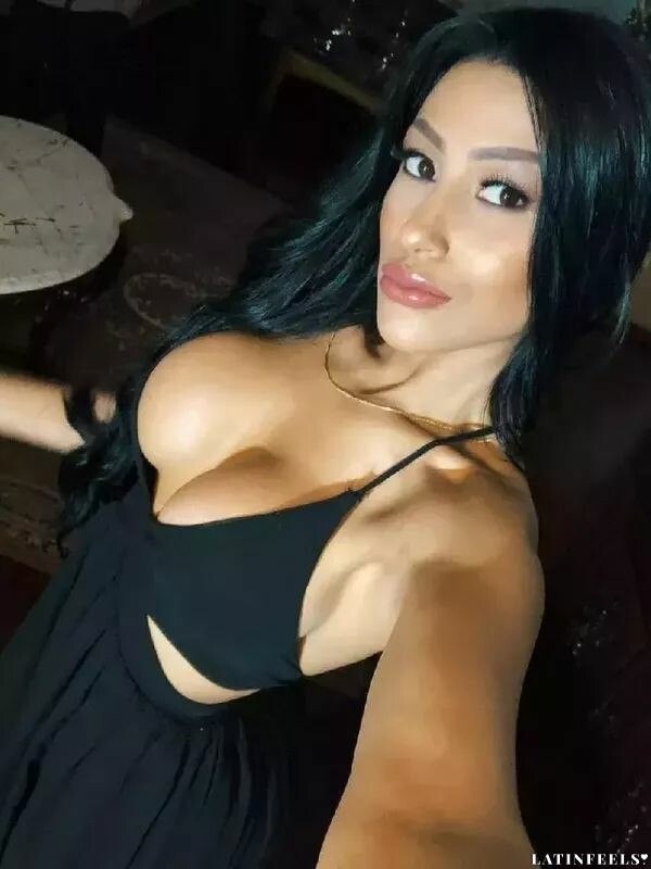 Nicole Profile image 2