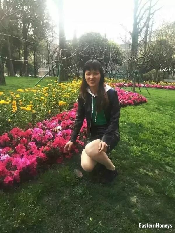 Larisa Profile image 1