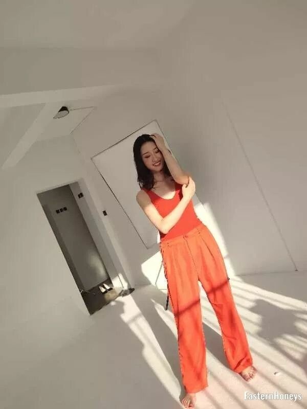 Larisa Profile image 1