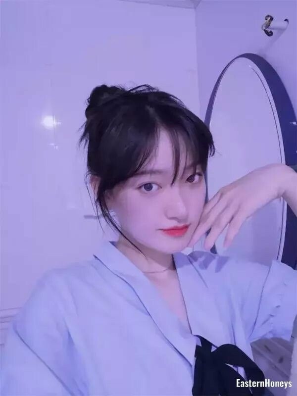 Feng Profile image 2