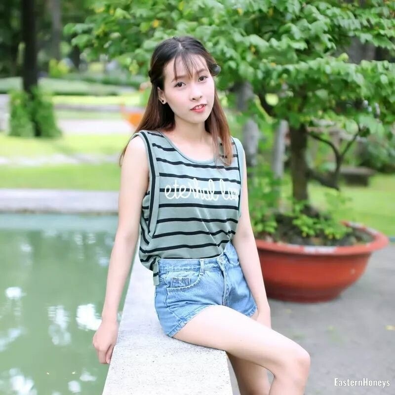 Eva Profile image 3
